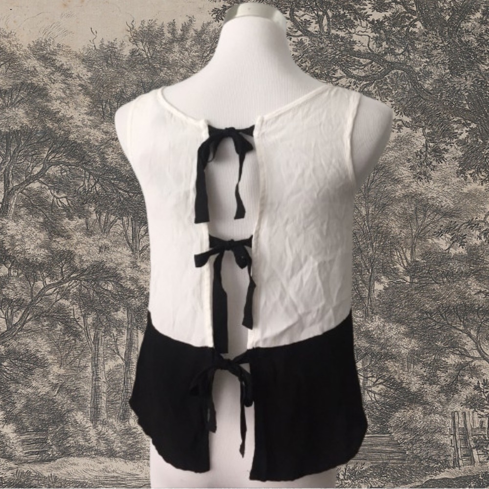 Urban Outfitters Parisian crop top + lace bandeau - Picture 2 of 6
